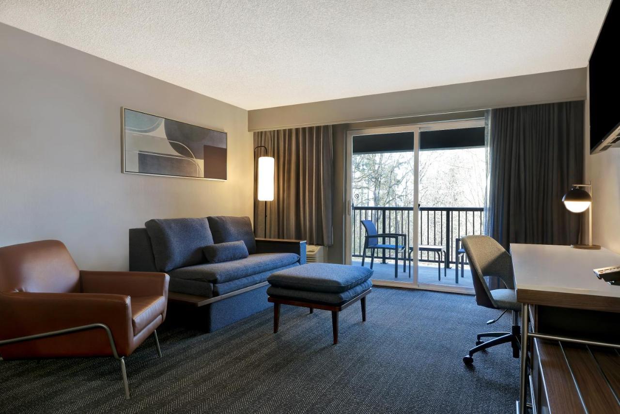 Courtyard By Marriott Portland Southeast/Clackamas Exteriör bild