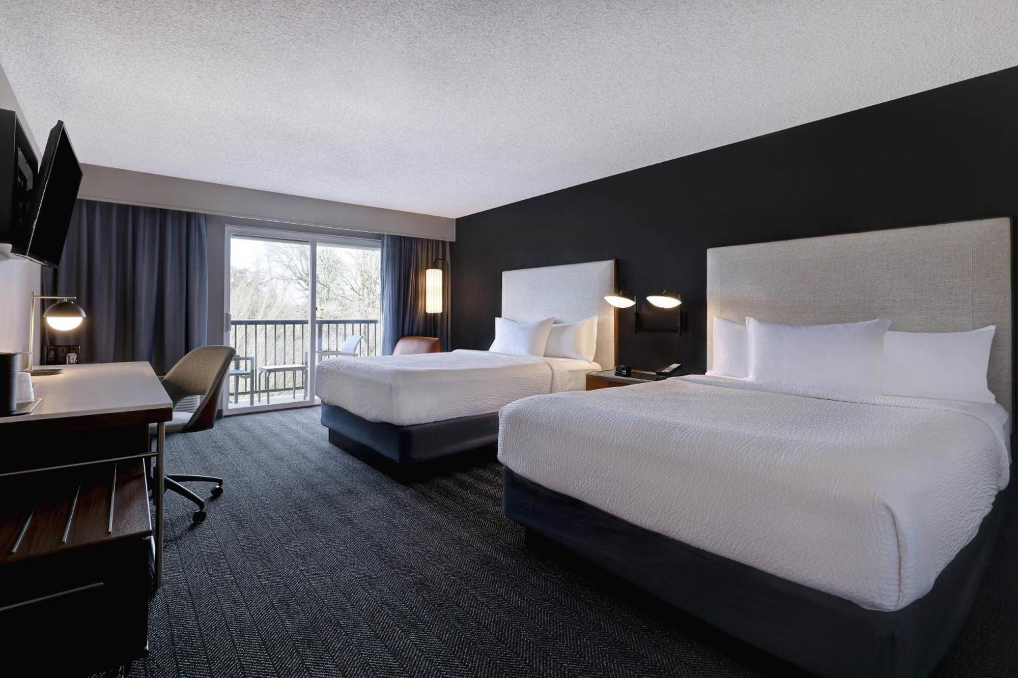 Courtyard By Marriott Portland Southeast/Clackamas Exteriör bild